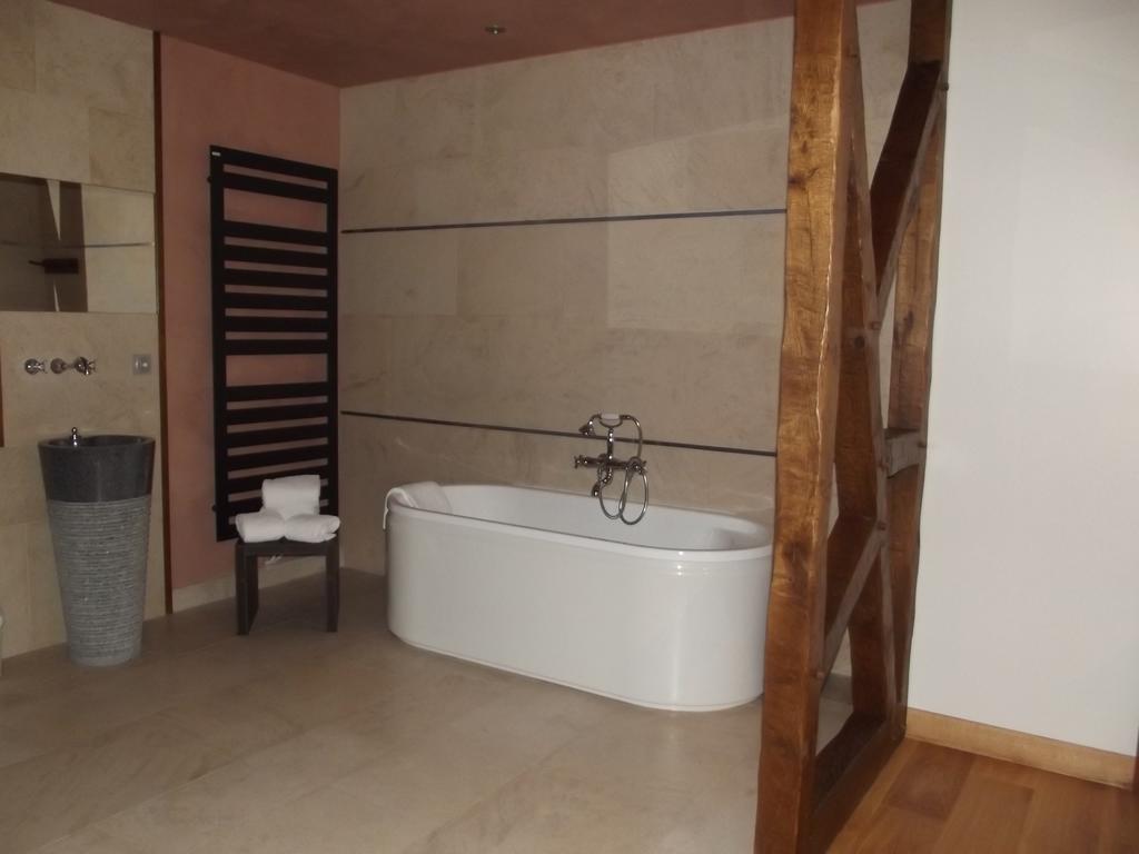 Auberge Des Moulins Pont-Les-Moulins Kamer foto
