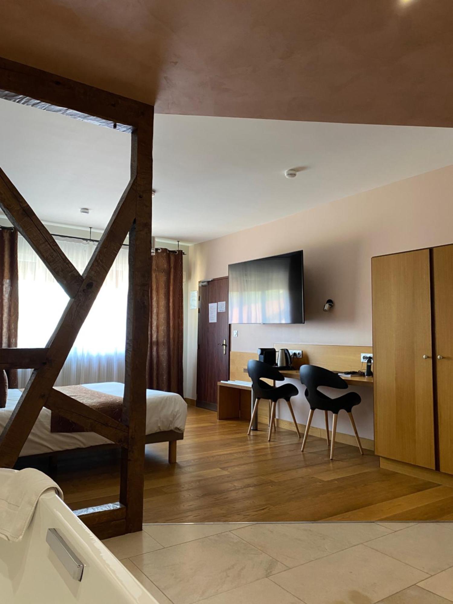 Auberge Des Moulins Pont-Les-Moulins Buitenkant foto