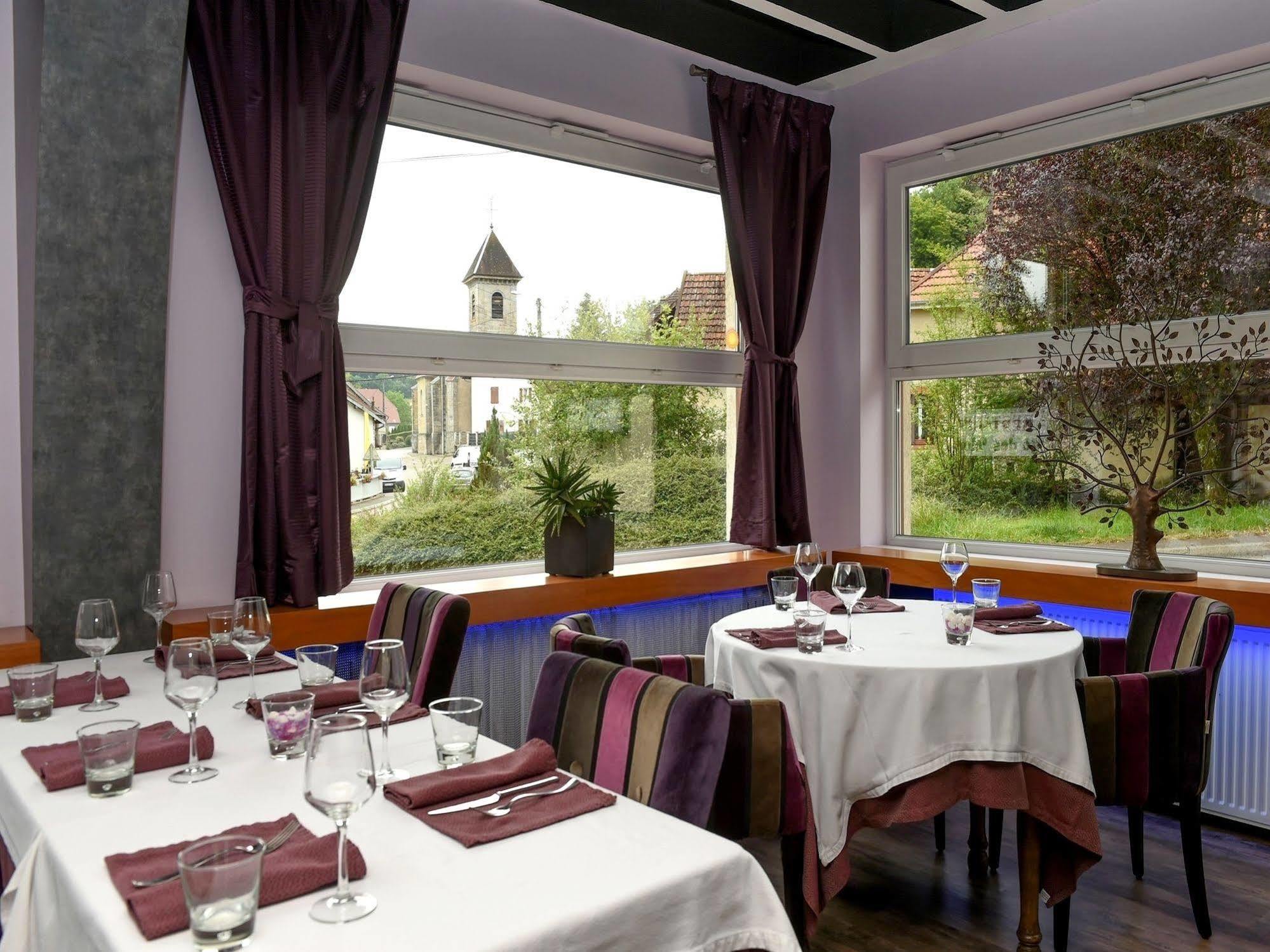 Auberge Des Moulins Pont-Les-Moulins Buitenkant foto